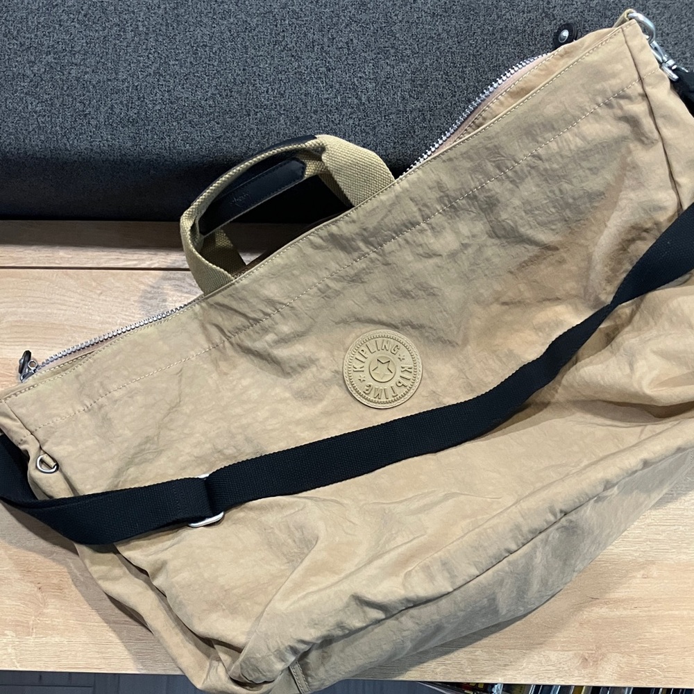 Large Kipling travel bag